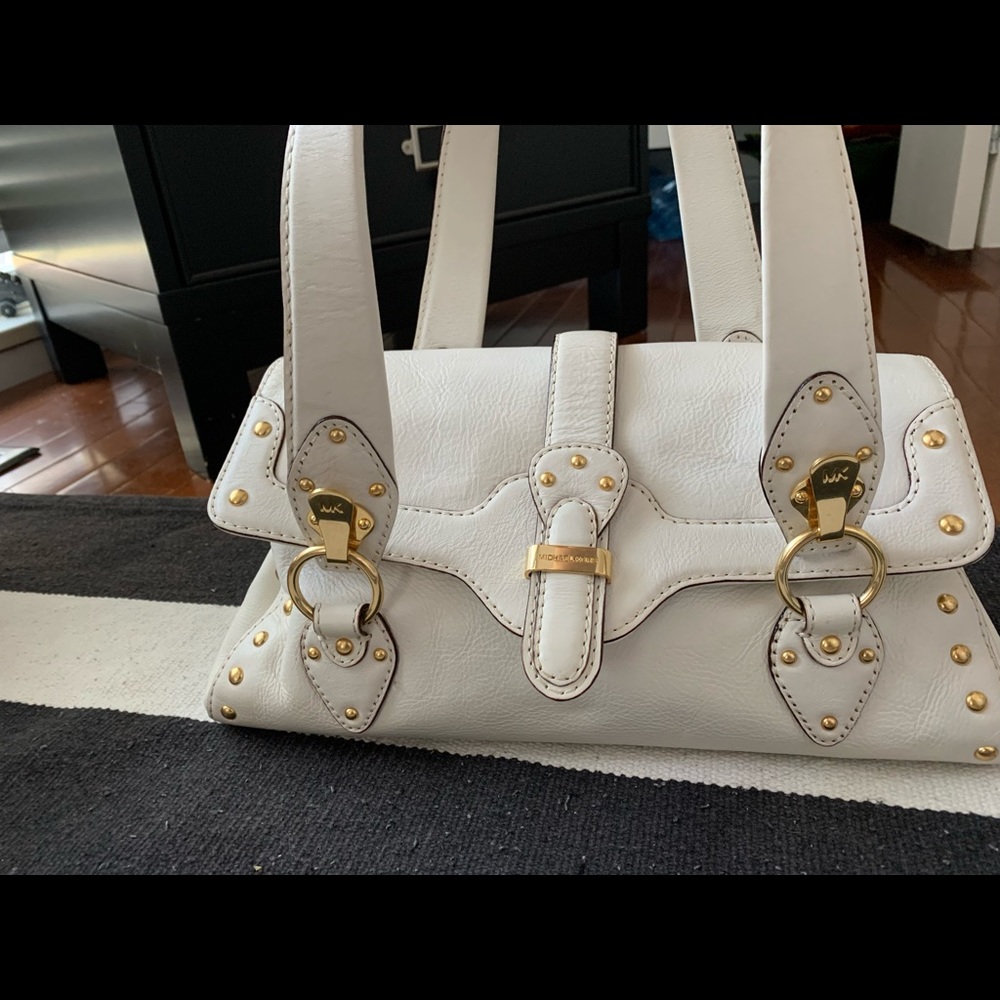 Michael Kors Berkley Shoulder Bag in “Vanilla” - Picture 2 of 15